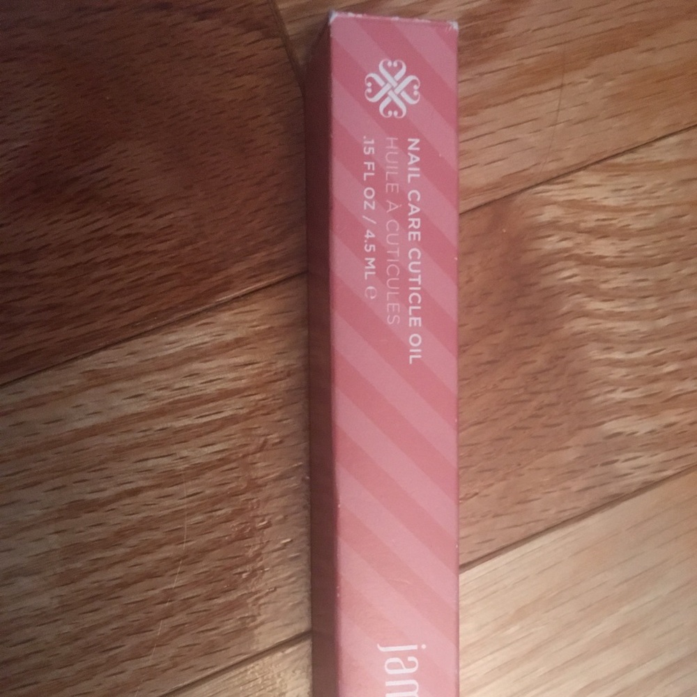 Jamberry cuticle oil pen